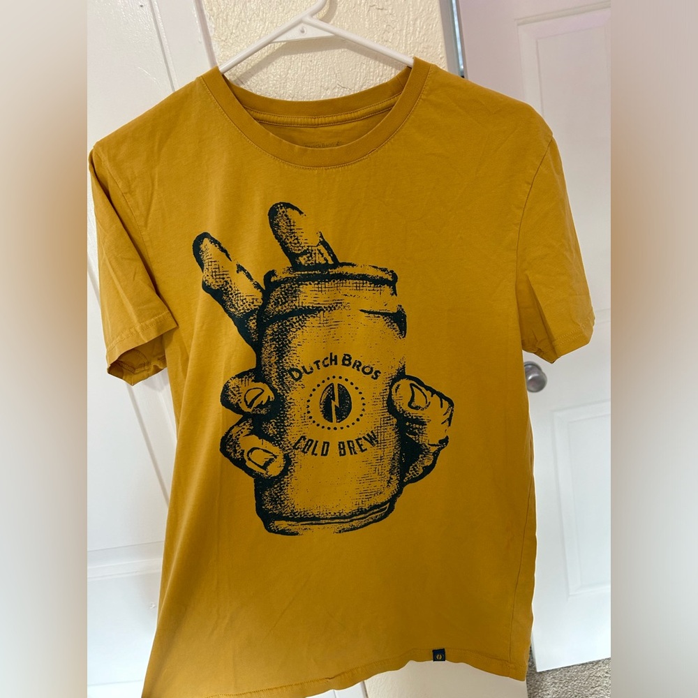 Men’s Dutch Bros Medium Cold Brew Tshirt